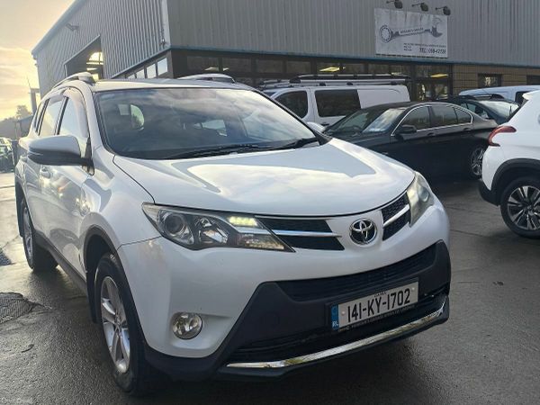Toyota RAV4 SUV, Diesel, 2014, White