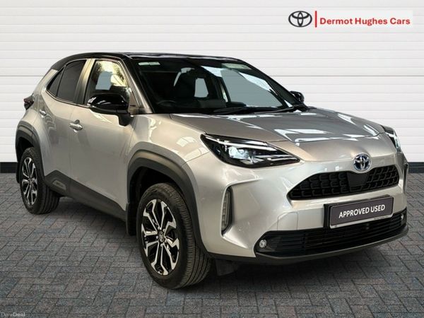 Toyota Yaris Cross Hatchback, Petrol Hybrid, 2023, Silver