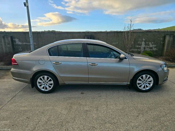 Volkswagen Passat Saloon, Diesel, 2014, Brown