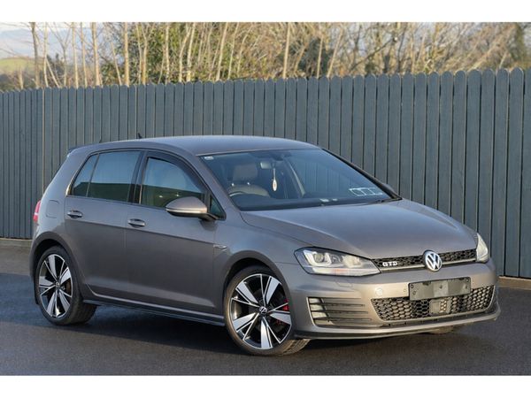 Volkswagen Golf Hatchback, Diesel, 2017, Grey