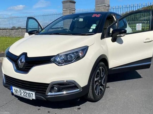 Renault Captur Hatchback, Diesel, 2014, Yellow