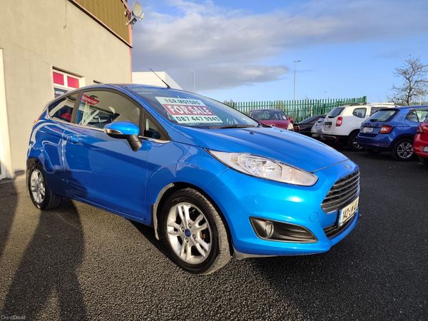 Ford Fiesta Hatchback, Petrol, 2014, Blue