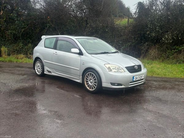 Toyota Corolla Hatchback, Petrol, 2004, Silver