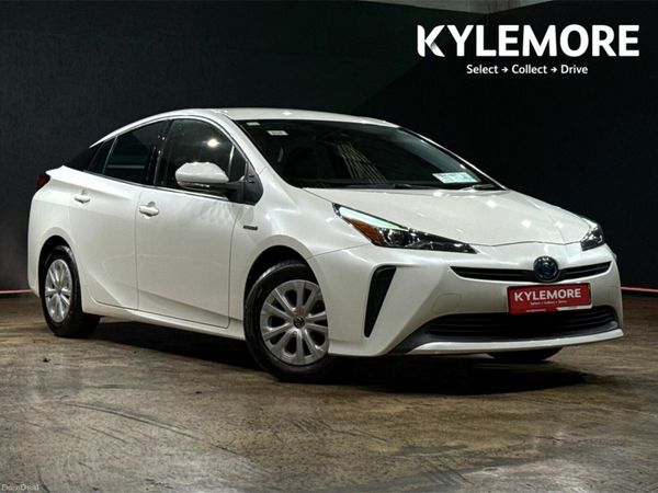 Toyota Prius Hatchback, Petrol Hybrid, 2020, White
