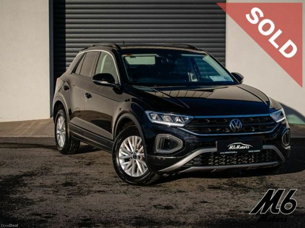 Volkswagen T-Roc Estate, Petrol, 2023, Black