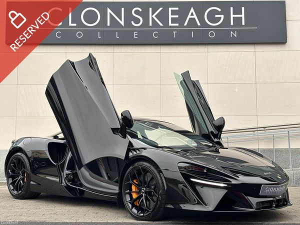 McLaren Artura Coupe, Petrol Plug-in Hybrid, 2024, Black