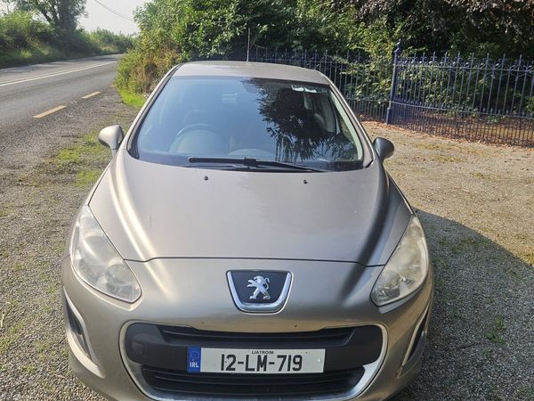 Peugeot 308 Hatchback, Diesel, 2012, Grey