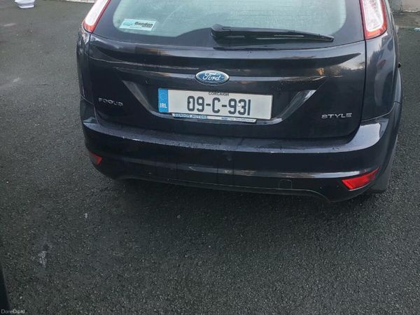 Ford Focus Hatchback, Petrol, 2009, Black