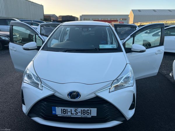 Toyota Vitz Hatchback, Petrol Hybrid, 2018, White