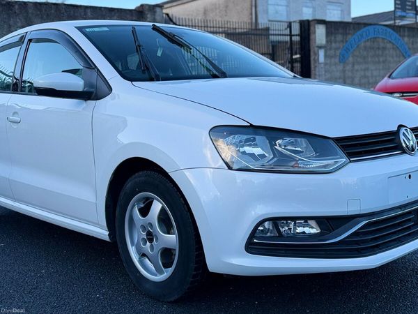 Volkswagen Polo Hatchback, Petrol, 2014, White