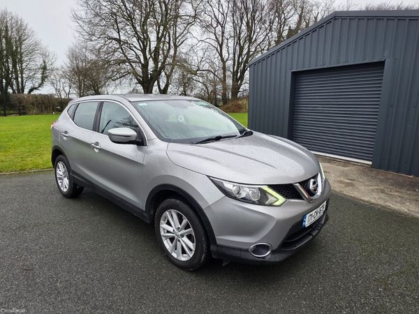 Nissan Qashqai SUV, Diesel, 2017, Silver