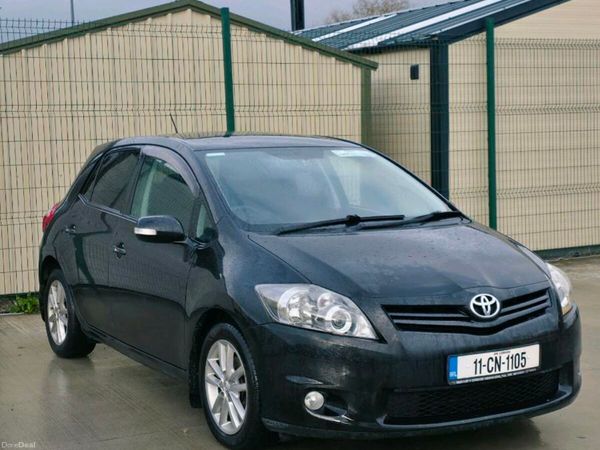 Toyota Auris Hatchback, Diesel, 2011, Black