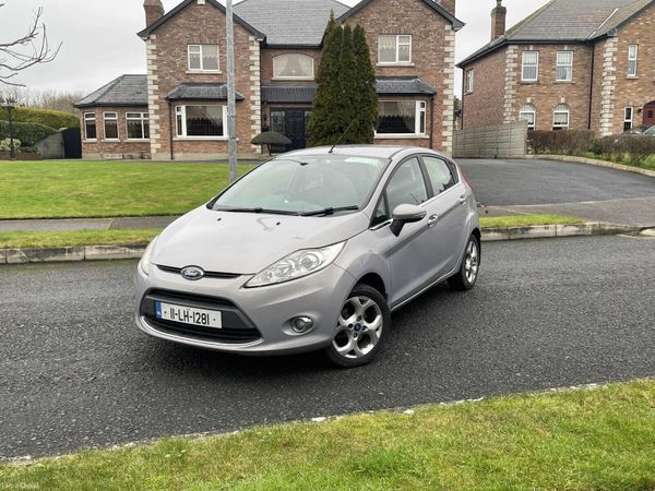 Ford Fiesta Hatchback, Petrol, 2011, Grey