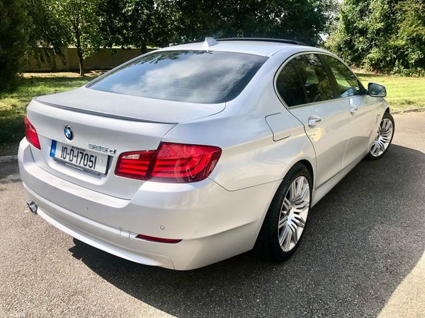 BMW 5-Series Saloon, Diesel, 2010, Silver