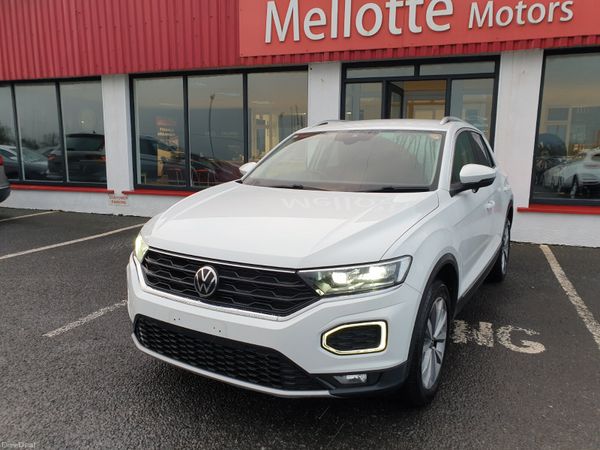 Volkswagen T-Roc Hatchback, Diesel, 2021, White