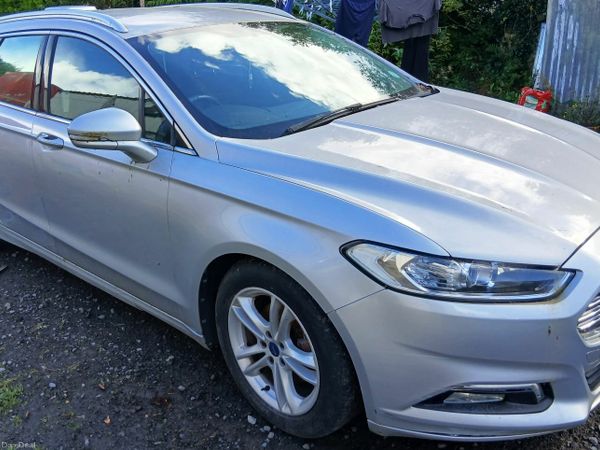 Ford Mondeo Estate, Petrol, 2017, Silver