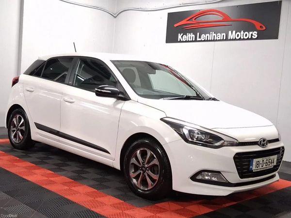 Hyundai i20 Hatchback, Petrol, 2018, White