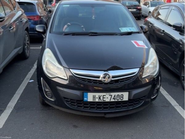 Vauxhall Corsa Hatchback, Petrol, 2011, Black