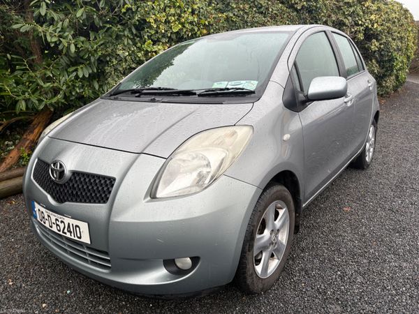 Toyota Yaris Hatchback, Petrol, 2008, Silver