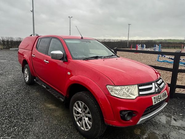 Mitsubishi L200 Pick Up, Diesel, 2014, Red