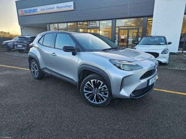 Toyota Yaris Hatchback, Petrol Hybrid, 2023, Grey