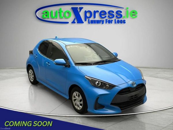Toyota Yaris Hatchback, Petrol, 2021, Blue