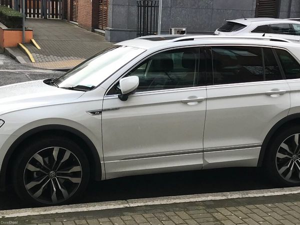 Volkswagen Tiguan SUV, Petrol, 2020, White