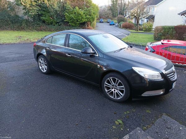 Vauxhall Insignia Hatchback, Diesel, 2010, Black