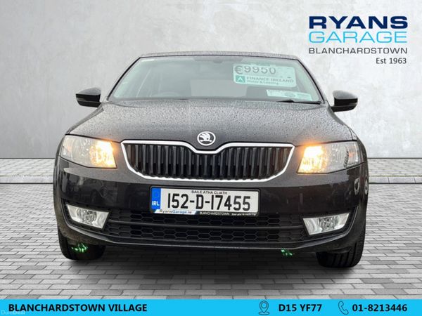 Skoda Octavia Hatchback, Petrol, 2015, Black