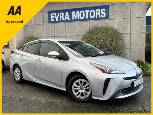 Toyota Prius Saloon, Petrol Hybrid, 2021, Grey