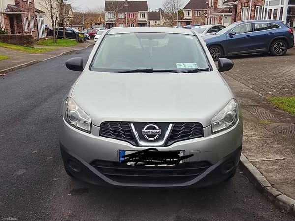 Nissan Qashqai Hatchback, Diesel, 2010, Silver