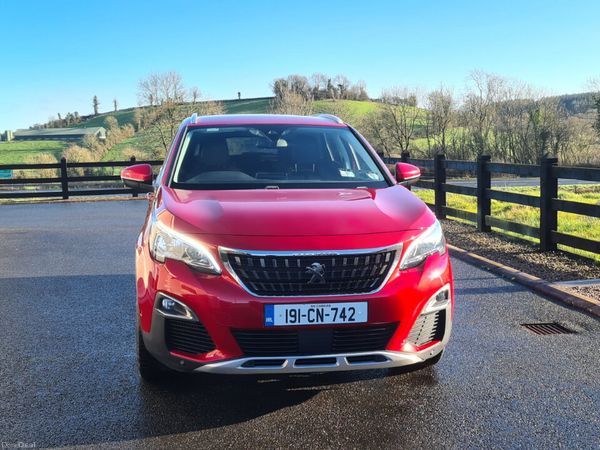 Peugeot 3008 MPV, Diesel, 2019, Red