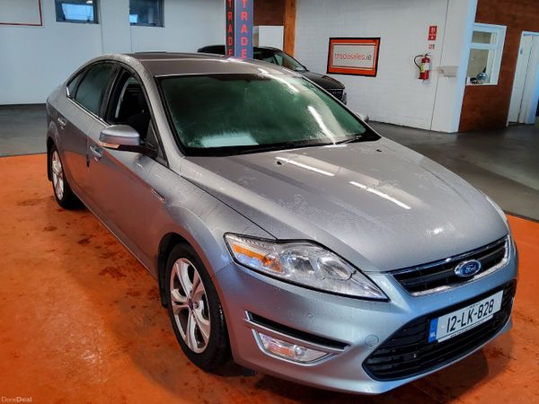 Ford Mondeo Hatchback, Diesel, 2012, Silver