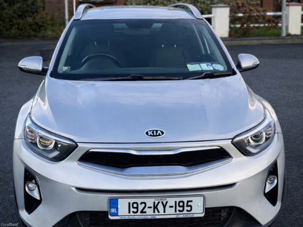 Kia Stonic Estate/Jeep, Petrol, 2019, Grey