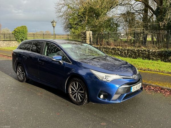 Toyota Avensis Estate, Diesel, 2015, Blue