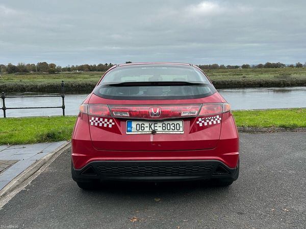 Honda Civic Hatchback, Petrol, 2006, Red