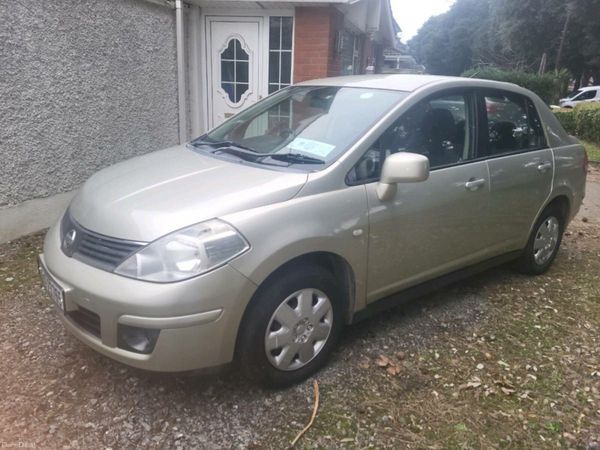 Nissan Tiida Saloon, Petrol, 2008, Silver
