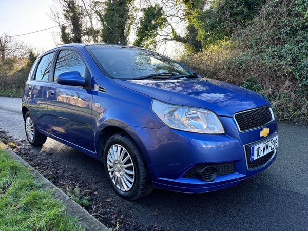 Chevrolet Aveo Hatchback, Petrol, 2010, Blue