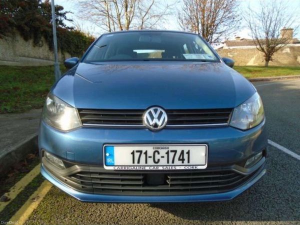 Volkswagen Polo Hatchback, Petrol, 2017, Blue