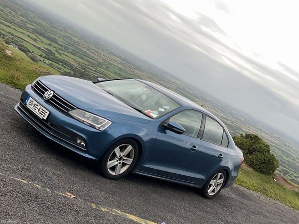 Volkswagen Jetta Saloon, Diesel, 2015, Blue