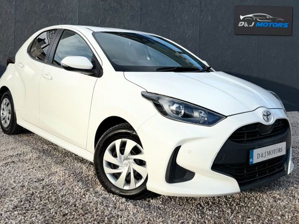 Toyota Yaris Hatchback, Petrol, 2020, White