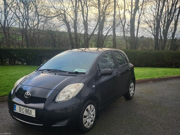 Toyota Yaris Hatchback, Petrol, 2010, Black