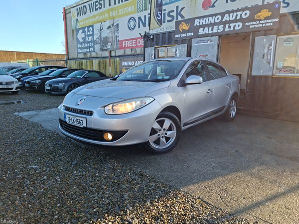 Renault Fluence Saloon, Diesel, 2012, Silver