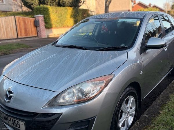 Mazda Mazda3 Hatchback, Diesel, 2010, Grey