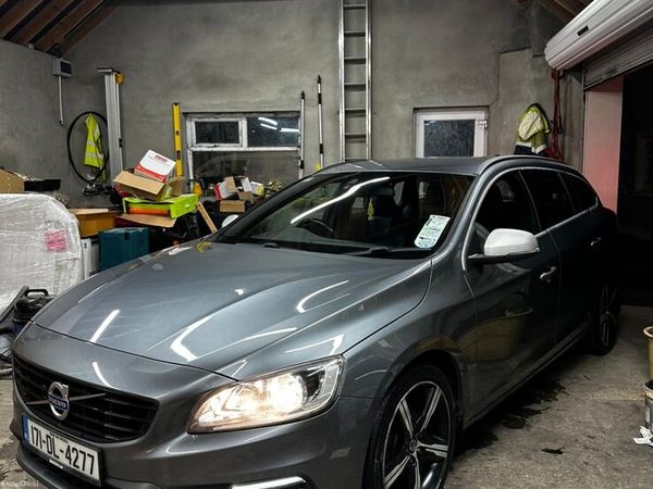 Volvo V60 Estate, Diesel, 2017, Grey