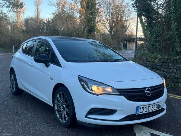 Opel Astra Hatchback, Diesel, 2017, White