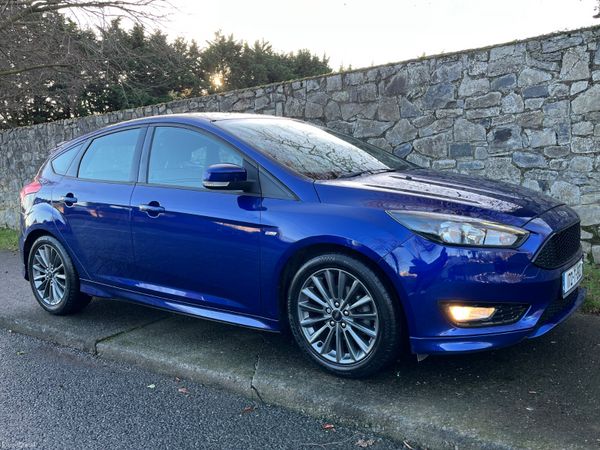 Ford Focus Hatchback, Petrol, 2017, Blue