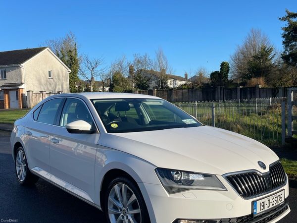Skoda Superb Saloon, Diesel, 2019, White