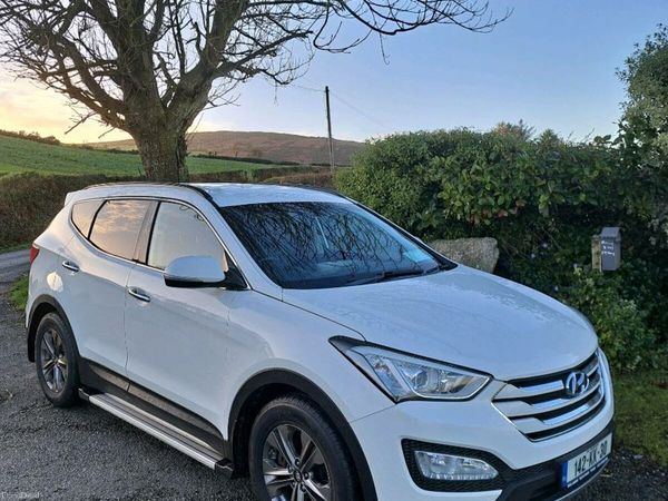 Hyundai Santa Fe SUV, Diesel, 2014, White
