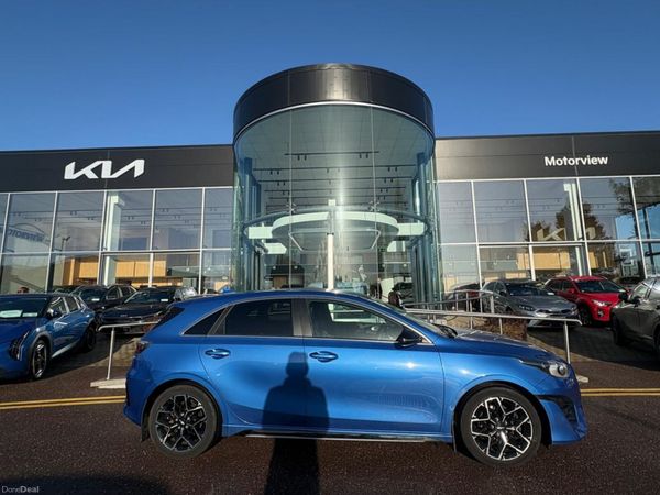 Kia Ceed Hatchback, Petrol, 2022, Blue
